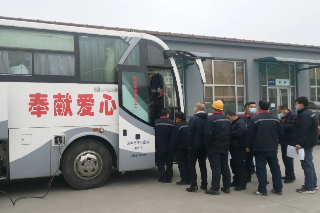 擼起袖子為生命“加油”！山東匯鑫開展無(wú)償獻(xiàn)血活動(dòng)